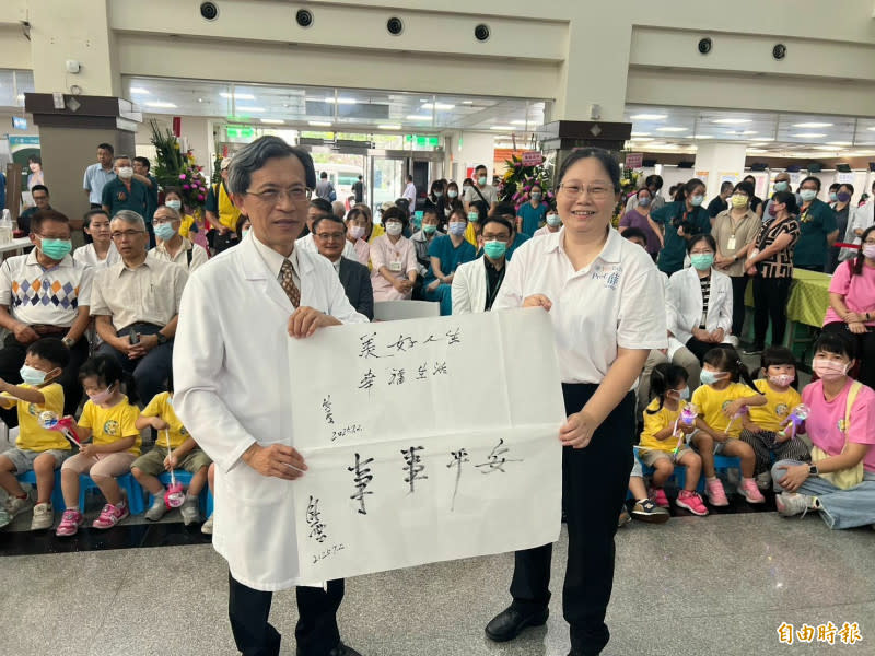 雲科大研發「陪伴互動玩偶」 成為照顧失智患者好幫手